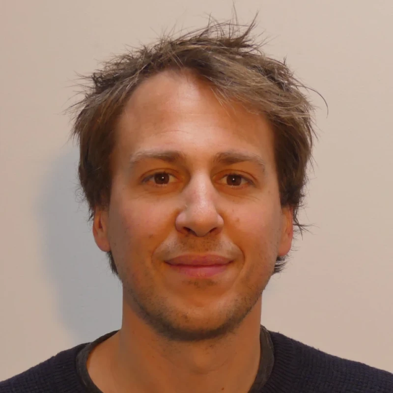 Pinquié, Romain